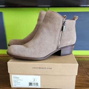 Lucky Brand Women's Beige Suede Ankle Booties